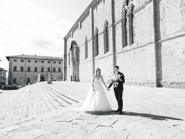 Il matrimonio di Valentina e Andrea a Castiglione del Lago, Perugia 17