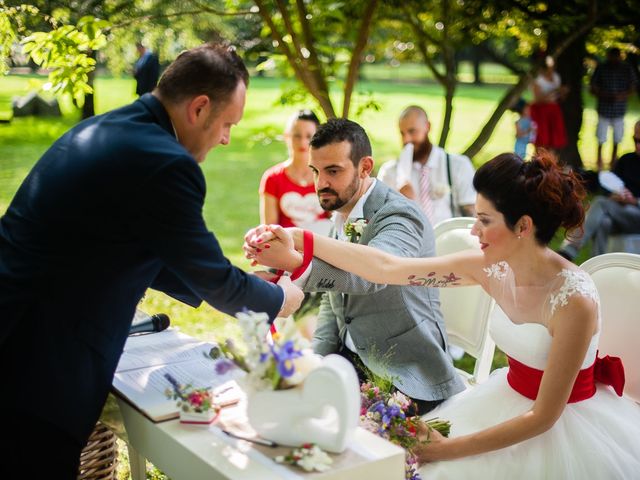 Il matrimonio di Mauro e Manuela a Gaggiano, Milano 40