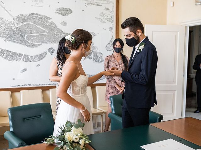 Il matrimonio di Andrea e Daniela a Santa Maria di Sala, Venezia 10