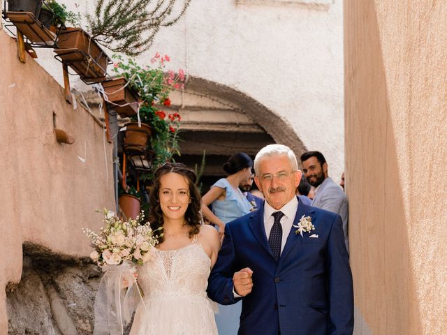 Il matrimonio di Emanuela e Arnaldo a Letino, Caserta 23