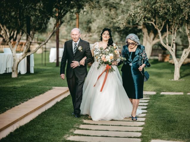 Il matrimonio di Jennifer e Eliseo a Mirabella Imbaccari, Catania 43