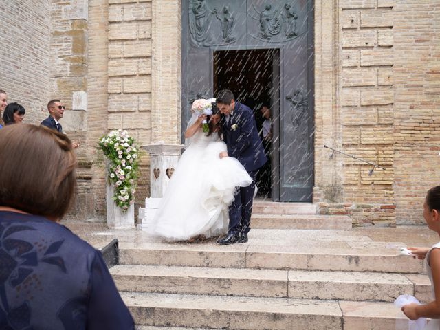 Il matrimonio di Luca e Chiara a Vasto, Chieti 35