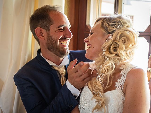 Il matrimonio di Simone e Chiara a Besozzo, Varese 26