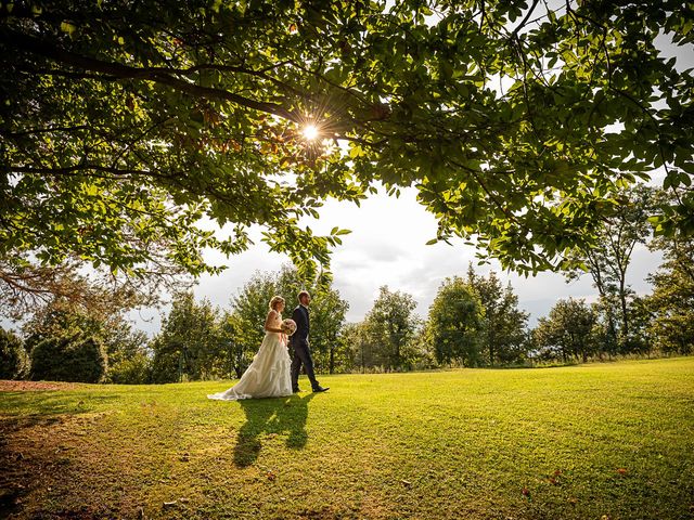 Il matrimonio di Simone e Chiara a Besozzo, Varese 36