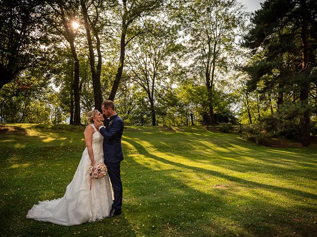 Il matrimonio di Simone e Chiara a Besozzo, Varese 39