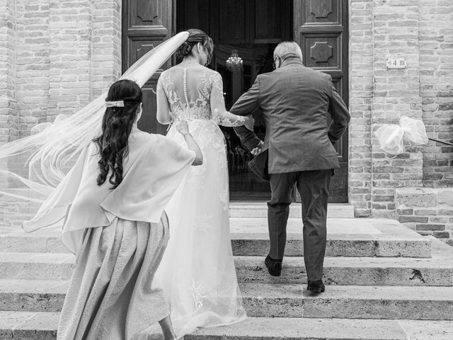 Il matrimonio di Silvia e Matteo a Offida, Ascoli Piceno 35