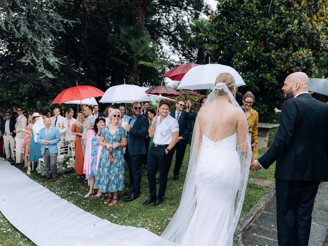 Il matrimonio di Alex e Eva a Azzate, Varese 25
