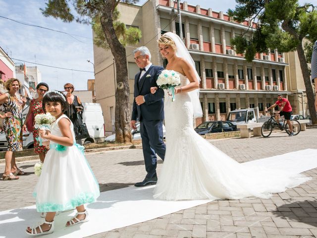 Il matrimonio di Giacomo e Stefania a Turi, Bari 8