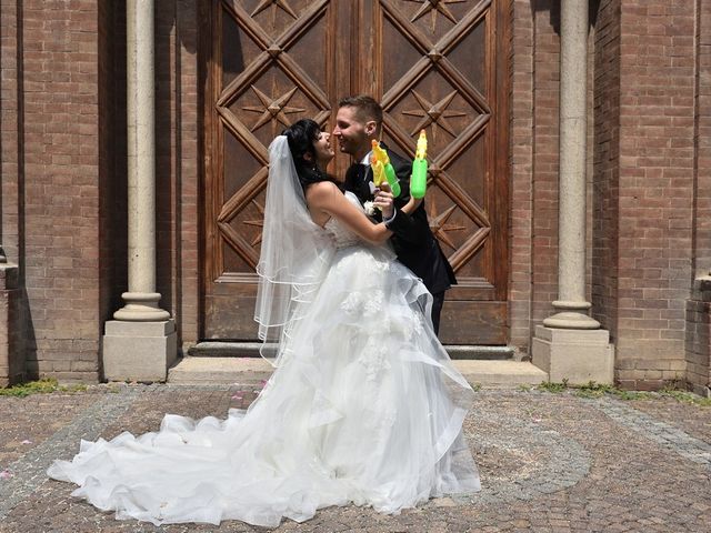 Il matrimonio di Vincenzo e Jessica a Venaria Reale, Torino 19