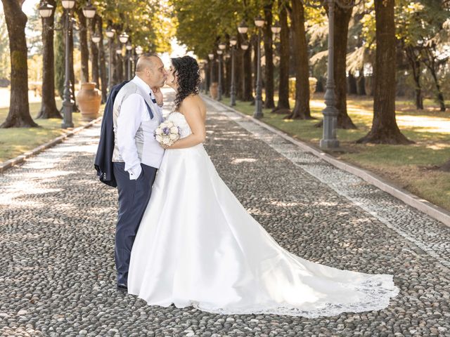 Il matrimonio di Massimiliano e Roberta a Rovato, Brescia 7