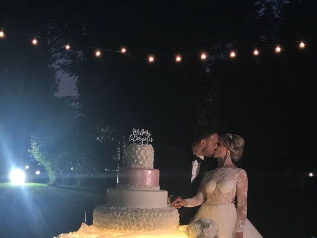 Il matrimonio di Vincenzo  e Angela Pia a Monte Sant'Angelo, Foggia 1