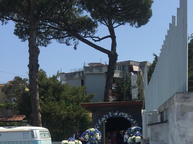 Il matrimonio di Emmanuel e Anna a Torre del Greco, Napoli 17