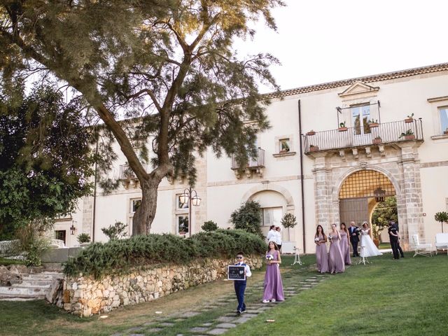 Il matrimonio di Giuseppe e Laura a Vizzini, Catania 19