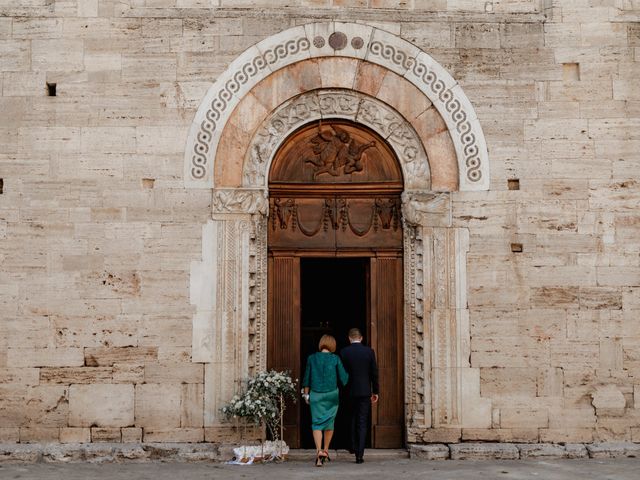 Il matrimonio di Marco e Mariangela a Torgiano, Perugia 44