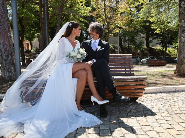 Il matrimonio di Massimiliano e Valentina  a L'Aquila, L'Aquila 26