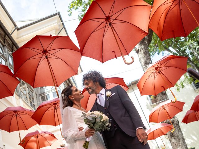 Il matrimonio di Massimiliano e Valentina  a L'Aquila, L'Aquila 34