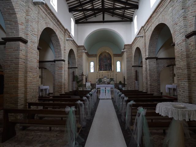 Il matrimonio di Antonino e Elena a Petriano, Pesaro - Urbino 18