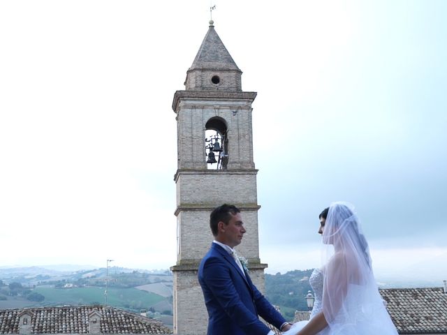 Il matrimonio di Antonino e Elena a Petriano, Pesaro - Urbino 28