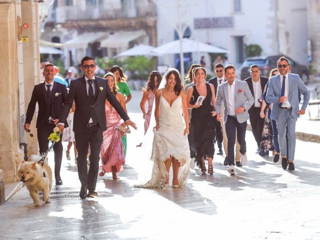 Il matrimonio di Vanny e Enisa a Martina Franca, Taranto 13