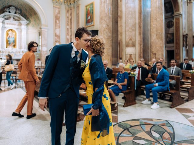 Il matrimonio di Daniele e Sara a Parabiago, Milano 24