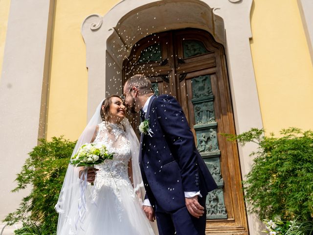 Il matrimonio di Tomas e Giada a Castelvetro Piacentino, Piacenza 17