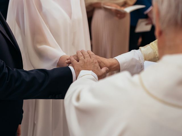 Il matrimonio di Tommaso e Viorica a Colle Umberto, Treviso 23