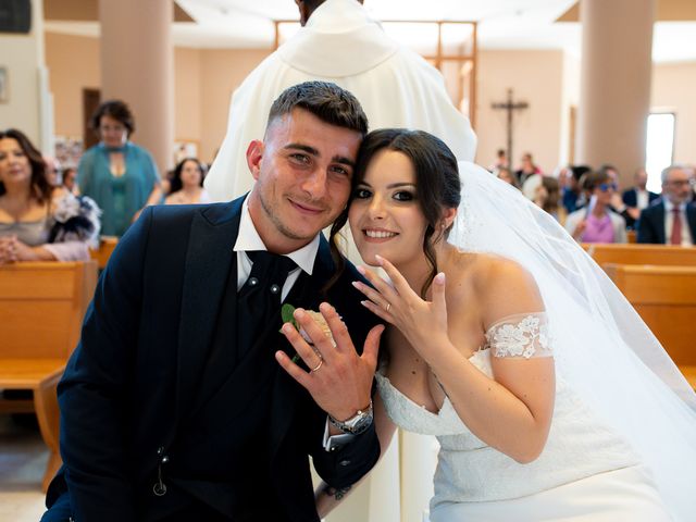 Il matrimonio di Chiara e Vincenzo a San Salvo, Chieti 19