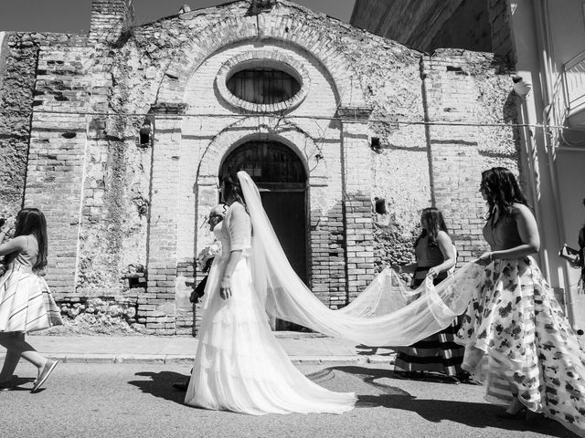 Il matrimonio di Fabio e Mariangela a Grassano, Matera 13