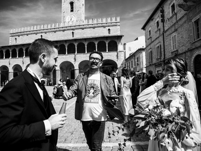 Il matrimonio di Giorgia e Massimo a Offida, Ascoli Piceno 40