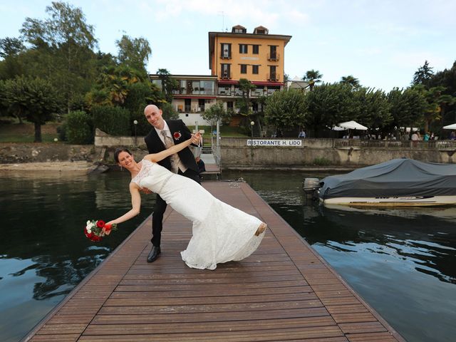 Il matrimonio di Sandro e Grazia a Angera, Varese 27