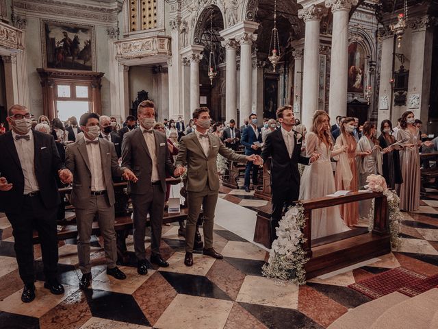 Il matrimonio di Fabio e Roberta a Villa di Serio, Bergamo 136