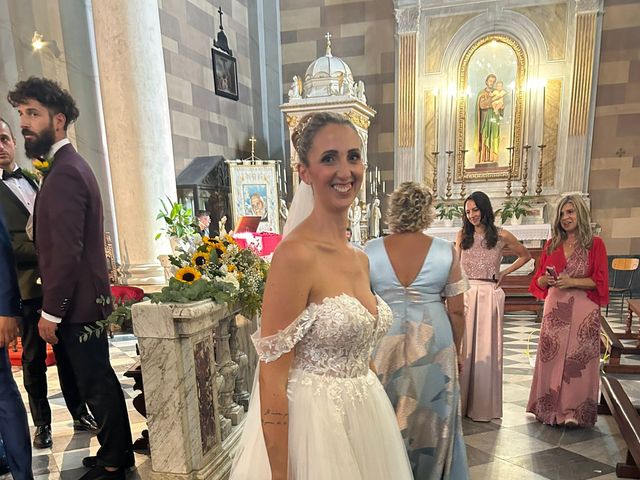 Il matrimonio di Luca  e Rebecca  a Massarosa, Lucca 10