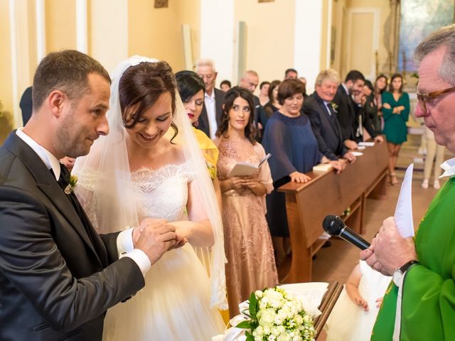 Il matrimonio di Ettore e Daniela a Guardia Sanframondi, Benevento 23