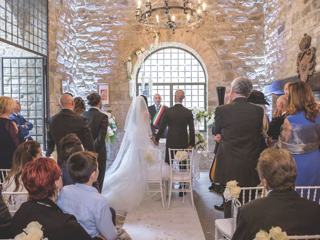 Il matrimonio di Krizia e Paolo a Torgiano, Perugia 19