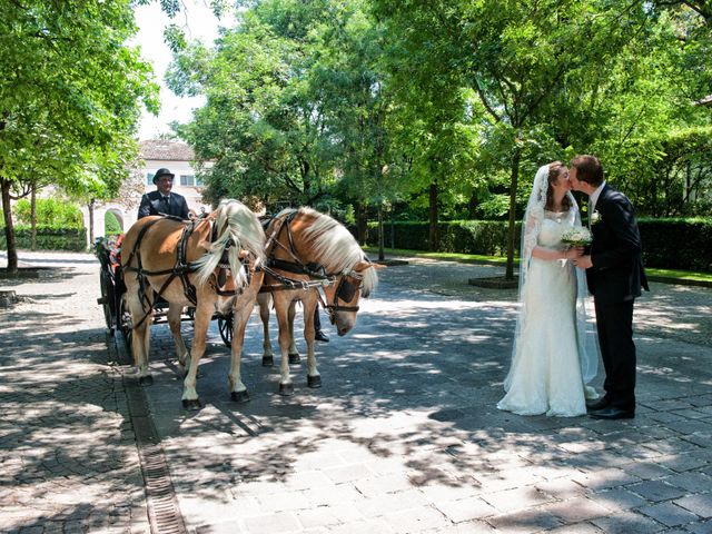 Il matrimonio di Simone e Mariangela a Gazoldo degli Ippoliti, Mantova 23