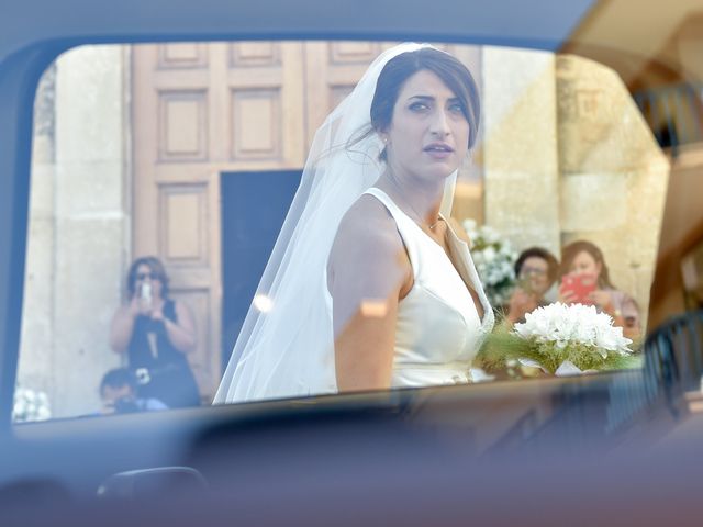 Il matrimonio di Betty e Gemy a Polignano a Mare, Bari 14