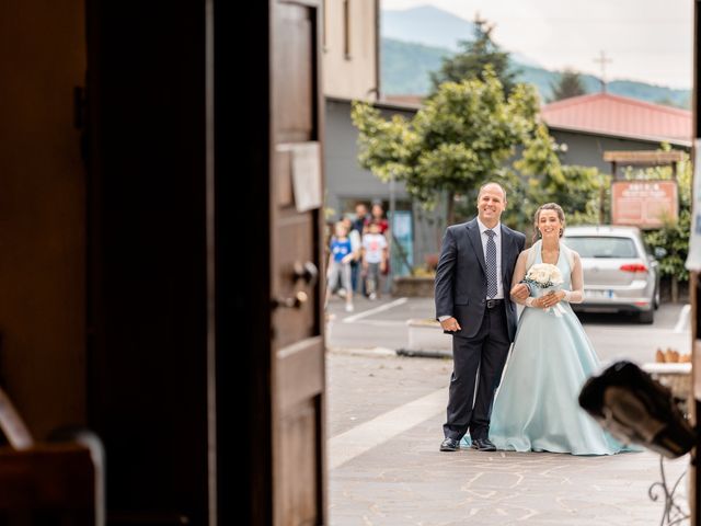 Il matrimonio di Daniele e Stefania a Esine, Brescia 7