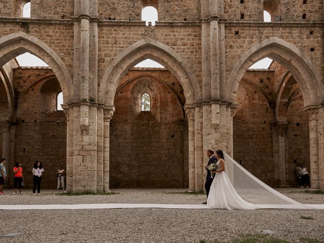 Il matrimonio di Daniele e Sofia a Chiusdino, Siena 20