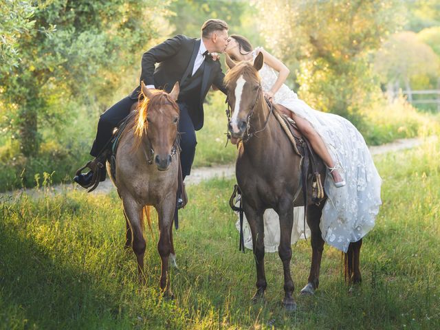 Il matrimonio di Massimiliano e Vanessa a Acquaviva Picena, Ascoli Piceno 2