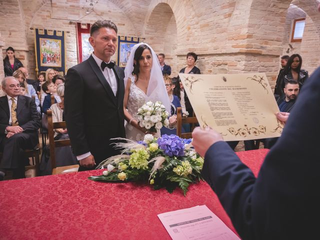 Il matrimonio di Massimiliano e Vanessa a Acquaviva Picena, Ascoli Piceno 56