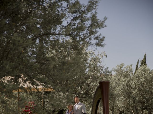 Il matrimonio di Robert e Veronika a San Casciano in Val di Pesa, Firenze 23
