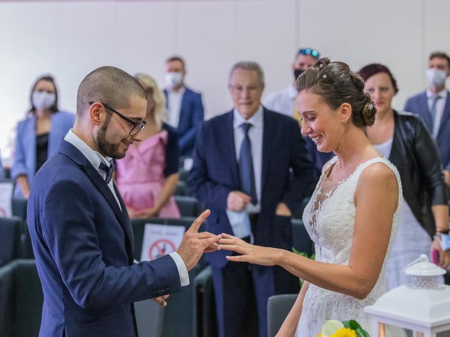 Il matrimonio di Mattia e Anna a Torlino Vimercati, Cremona 29