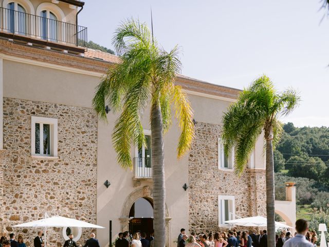 Il matrimonio di Enrique e Paola a Lamezia Terme, Catanzaro 32