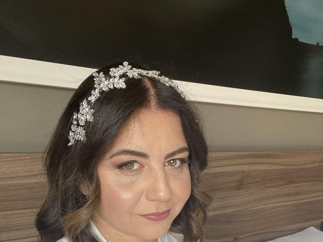 Il matrimonio di Francesco  e Raffaella  a Napoli, Napoli 17