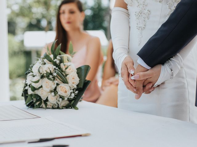 Il matrimonio di Mattia e Elena a  Zelarino, Venezia 13