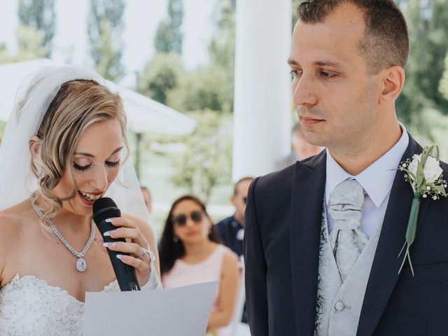 Il matrimonio di Mattia e Elena a  Zelarino, Venezia 15