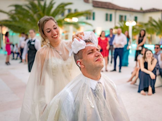 Il matrimonio di Mattia e Elena a  Zelarino, Venezia 32