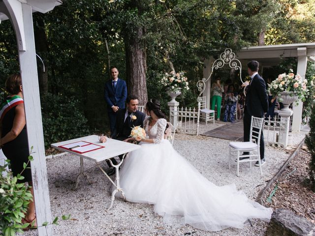 Il matrimonio di Silvia e Davide a Buti, Pisa 34
