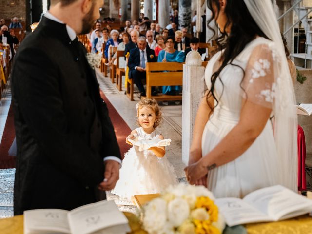 Il matrimonio di Elisa e Denis a Grado, Gorizia 17