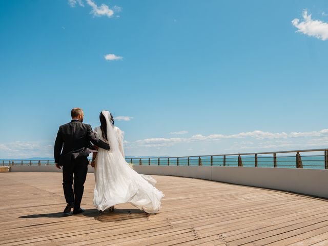 Il matrimonio di Elisa e Denis a Grado, Gorizia 22